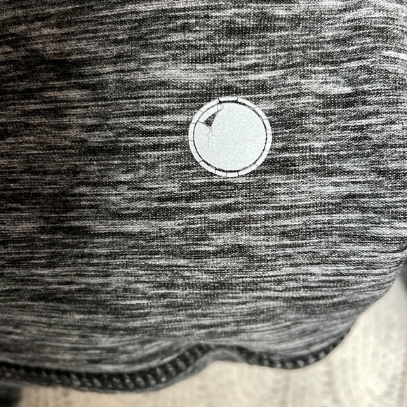 yoga wear bundle-2 ankle pants/1 shorts sz M - Picture 12 of 12